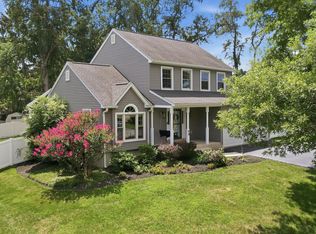 48 Fenway Dr, Charles Town, WV 25414