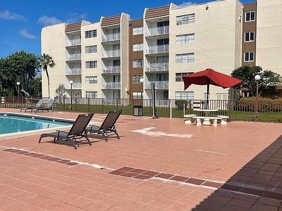 2nd image of 6950 NW 186th St APT 2-305