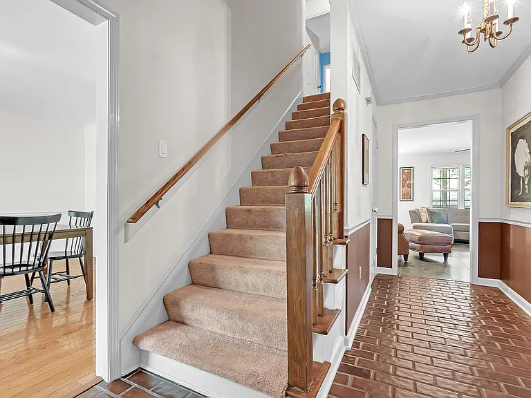 519 Princeton Oaks Cv — Photo 14