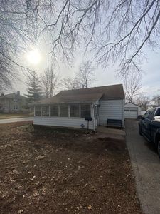 737 S Chestnut St, Olathe, KS, 66061