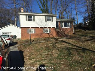 1614 W Meadowview Rd, Greensboro, NC 27403