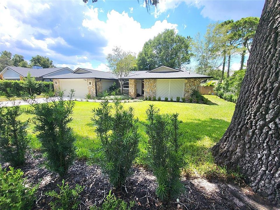 1st image of 214 W COTTESMORE CIRCLE