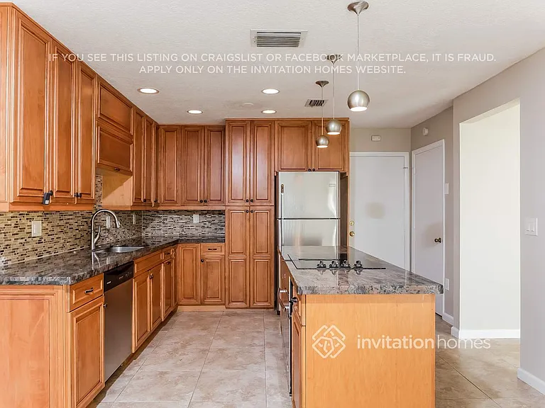 11766 NW 1st St — Photo 6