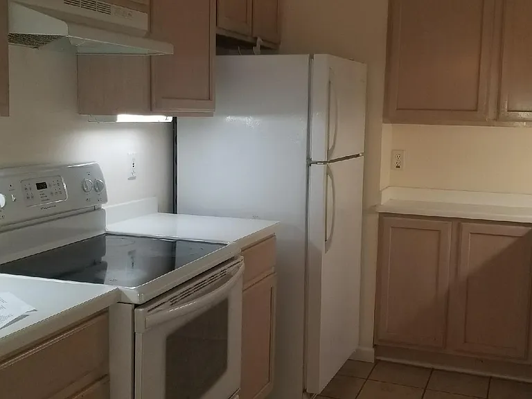 N113W16241 Sylvan Cir #204 — Photo 27