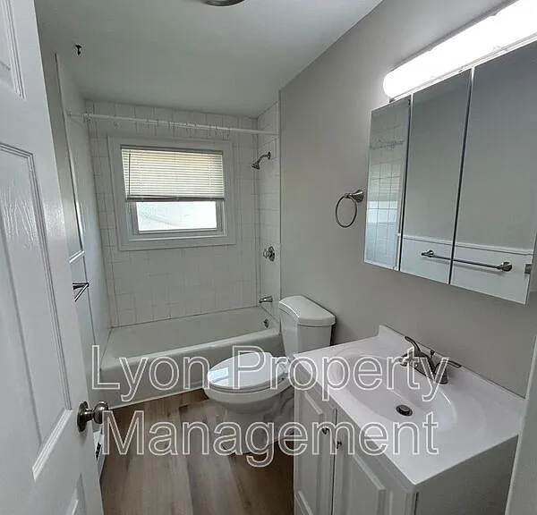 45 Marlborough St #3B — Photo 3