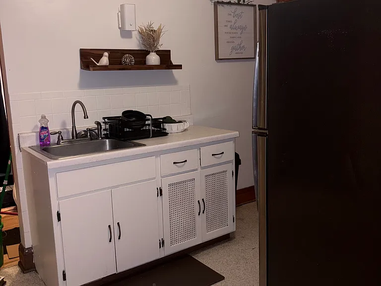 5733 W Philip Pl — Photo 10