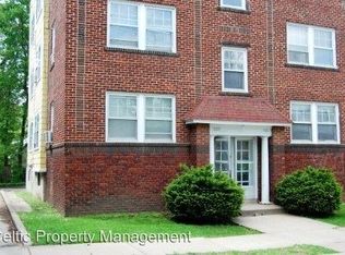 1109 W 40th St APT 2E, Kansas City, MO 64111
