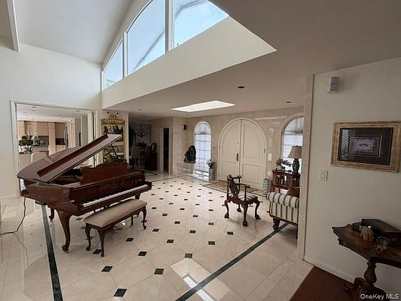 3rd image of 247 Barrett Road