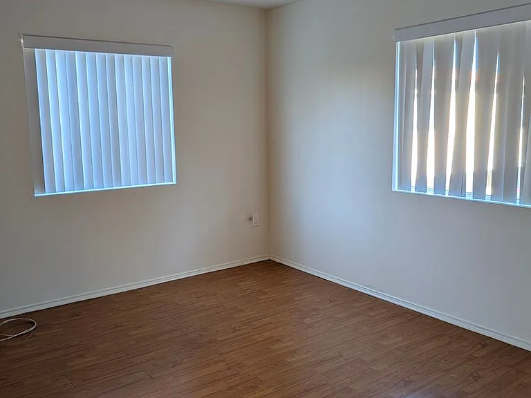 Yaya Valerio Apartments — Photo 15