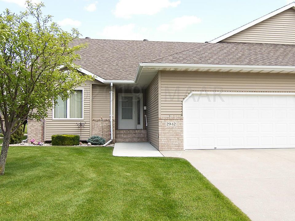 1st image of 2942 Eagle Dr