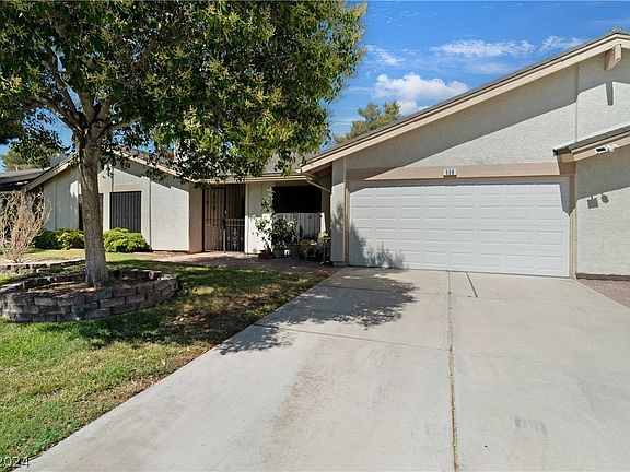 4th image of 508 Woodmount Dr