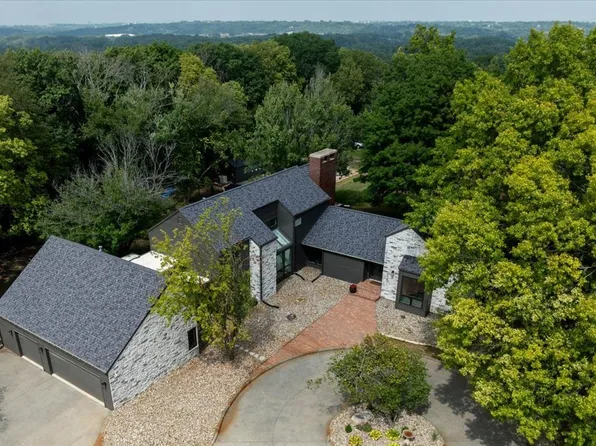 12251 Maffitt Lake Rd, Cumming, IA 50061