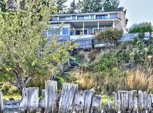 8557 E Caraway Pl, Manchester, WA 98353