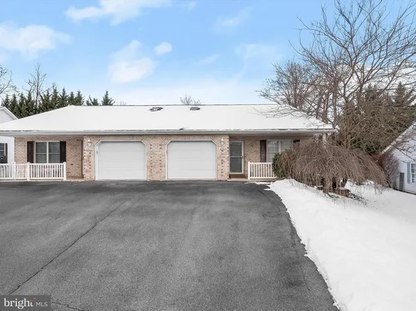 16924 Cavalry Dr, Williamsport, MD 21795