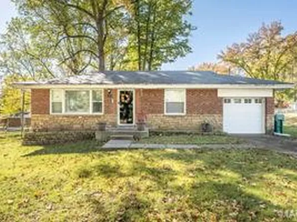 1208 Admiral Dr, Saint Louis, MO 63137