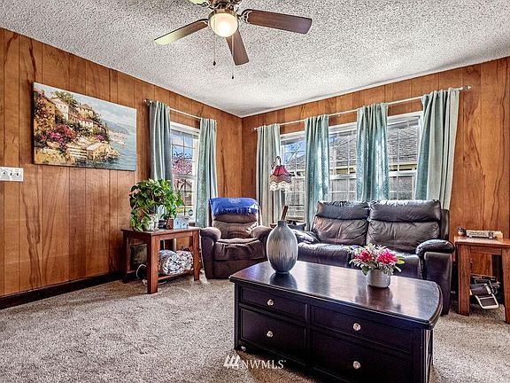 5th image of 627 15th Ave