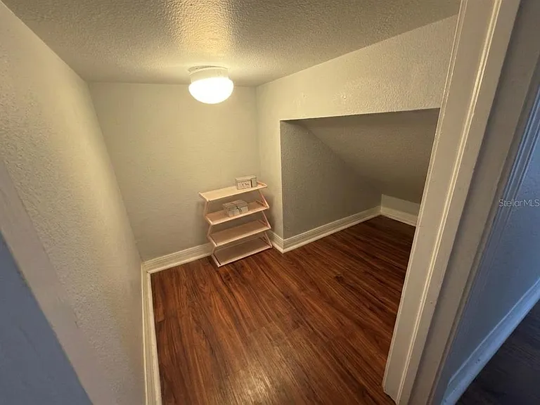 8103 Tar Hollow Dr — Photo 11