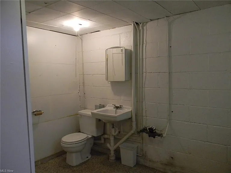 928 Vienna Ave — Photo 29