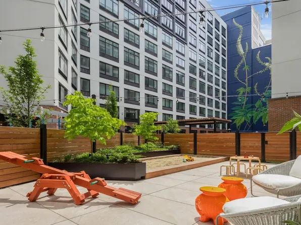 475 Clermont Avenue image 16 of 23