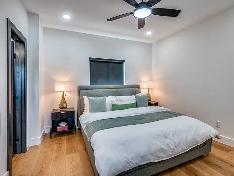 10923 Marsh Ln — Photo 39