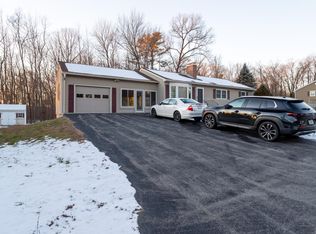 199 Ridgewood Dr, Leominster, MA 01453