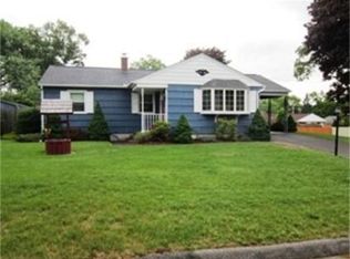 111 Garland St, Chicopee, MA 01020
