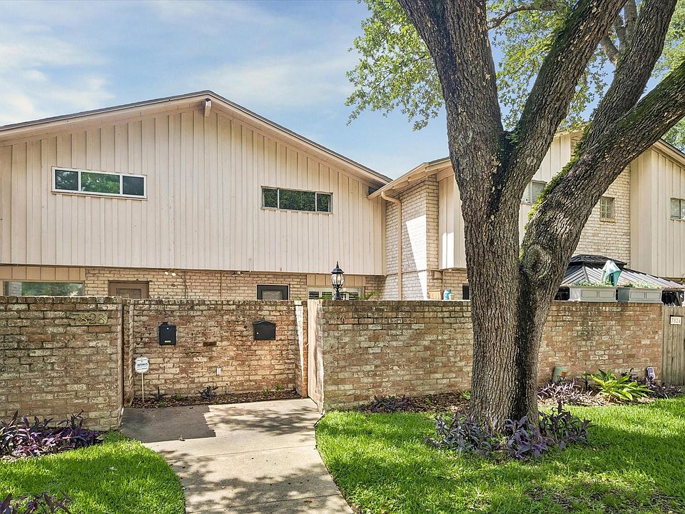 1st image of 7826 Woodway Dr #7826