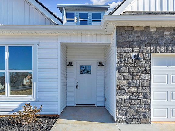 3rd image of 2009 Aberdeen Ln