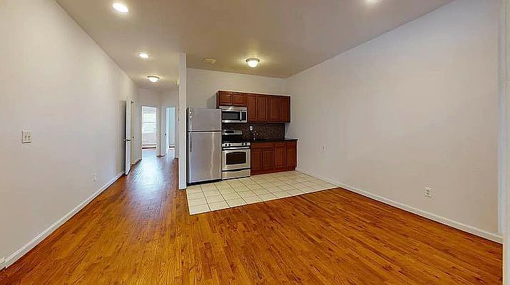 1st image of 293 Throop Ave #3A