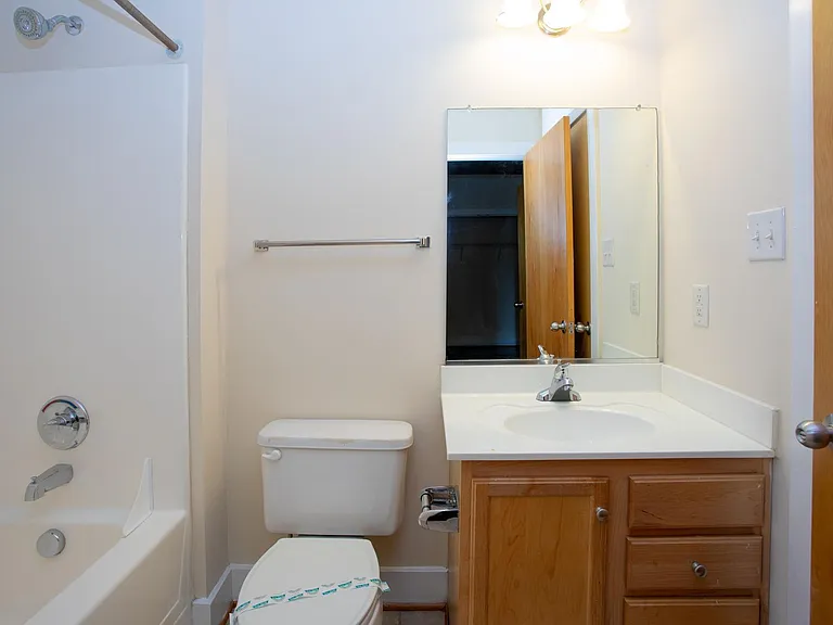 Cornish Brewery Apartment Homes — Photo 137