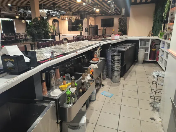 572 57th Street image 10 of 13