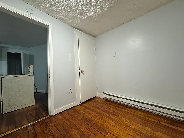 156 Orange St #4A — Photo 3