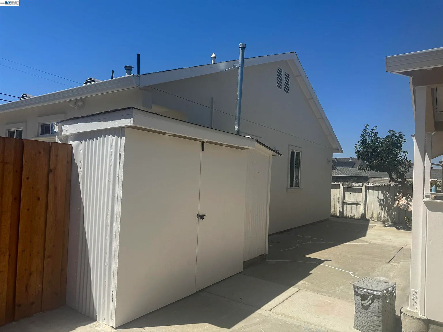 3 bed, 880 sqft, $2,900 — Photo 3