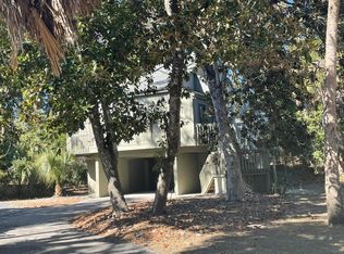 617 Magnolia Ln, Edisto Island, SC 29438