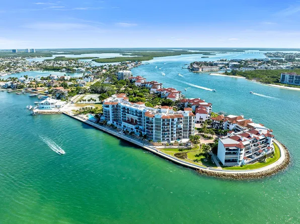 533 La Peninsula Blvd #533, Naples, FL 34113