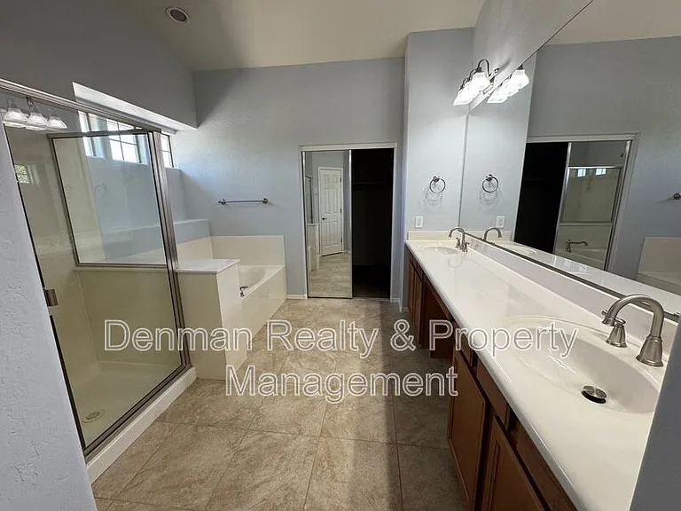 10397 W Foothill Dr — Photo 22