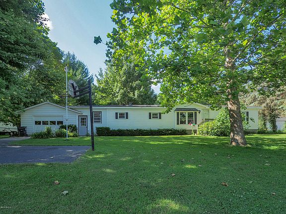 2nd image of 34471 North Dr