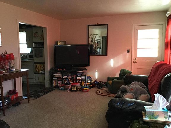 2nd image of 333 Sycamore Ave #B