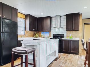 129 Tree Harbor Dr, Onalaska, TX 77360