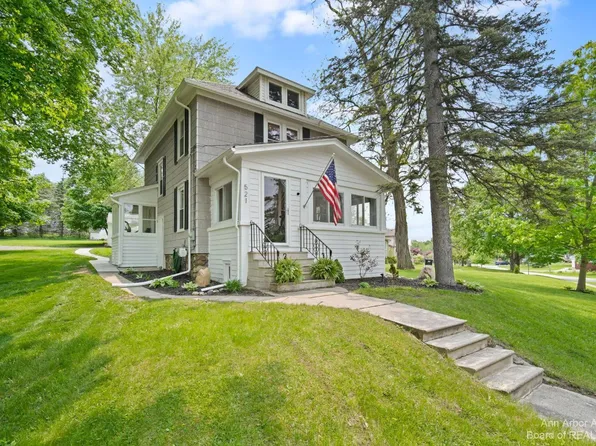 521 Furnace St, Manchester, MI 48158