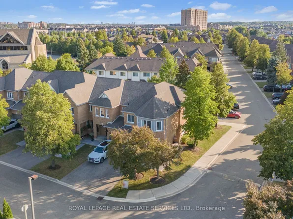 5230 Glen Erin Dr #63, Mississauga, ON L5M 5Z7