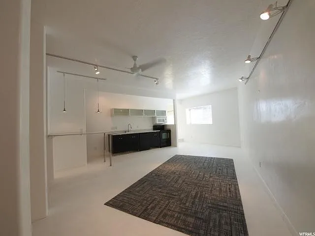 430 Aspen Dr — Photo 8