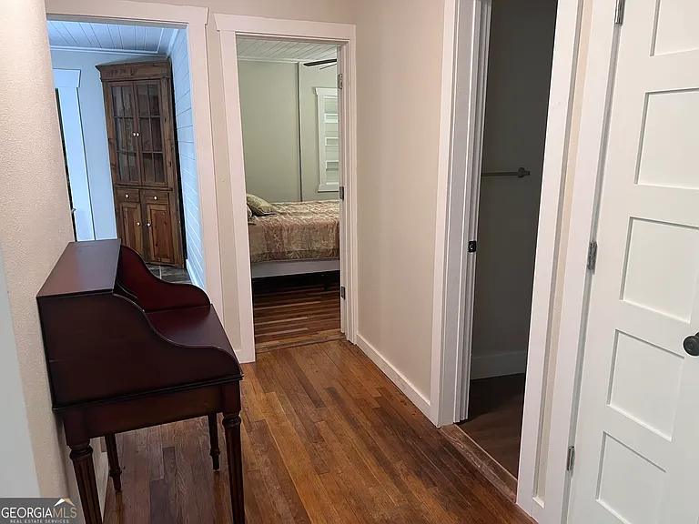 66 Logan Ln — Photo 19