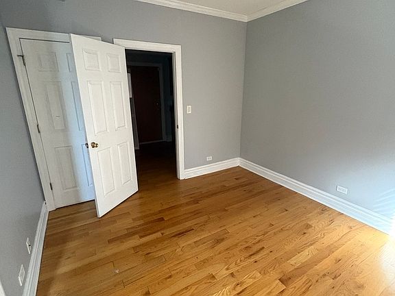 3rd image of 917 E 78th St #102-E