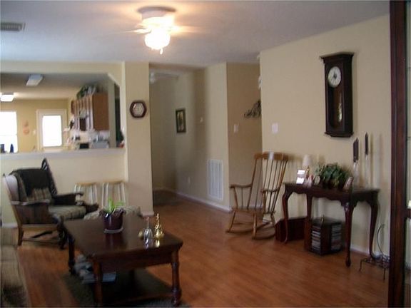 5th image of 22011 Willow Shade Ln