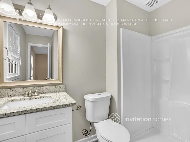 111 Bleeker St — Photo 21