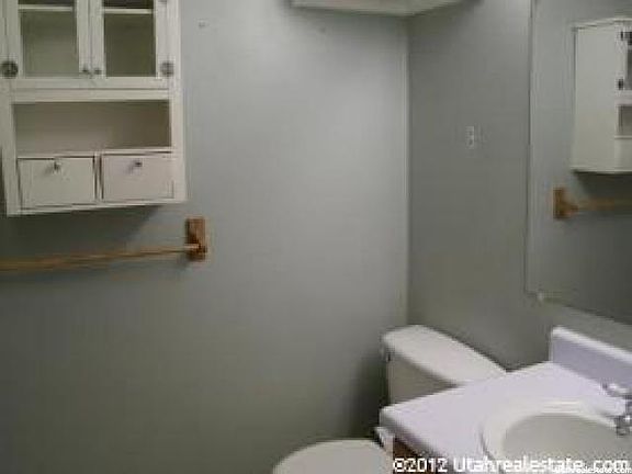 4th image of 1557 W 200 S APT G201
