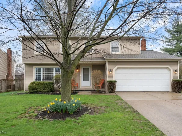 6791 Nicoll Dr, North Ridgeville, OH 44039