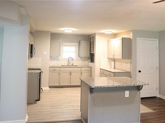 5th image of 2638 S 30th St