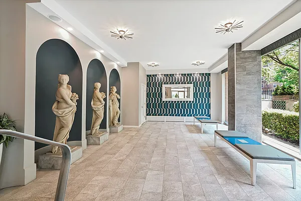 Sold by Daniel Gale Sotheby's International Realty | media 15